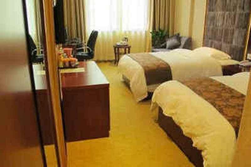 Super 8 Hotel Ankang Ba Shan XI Lu ภายนอก รูปภาพ